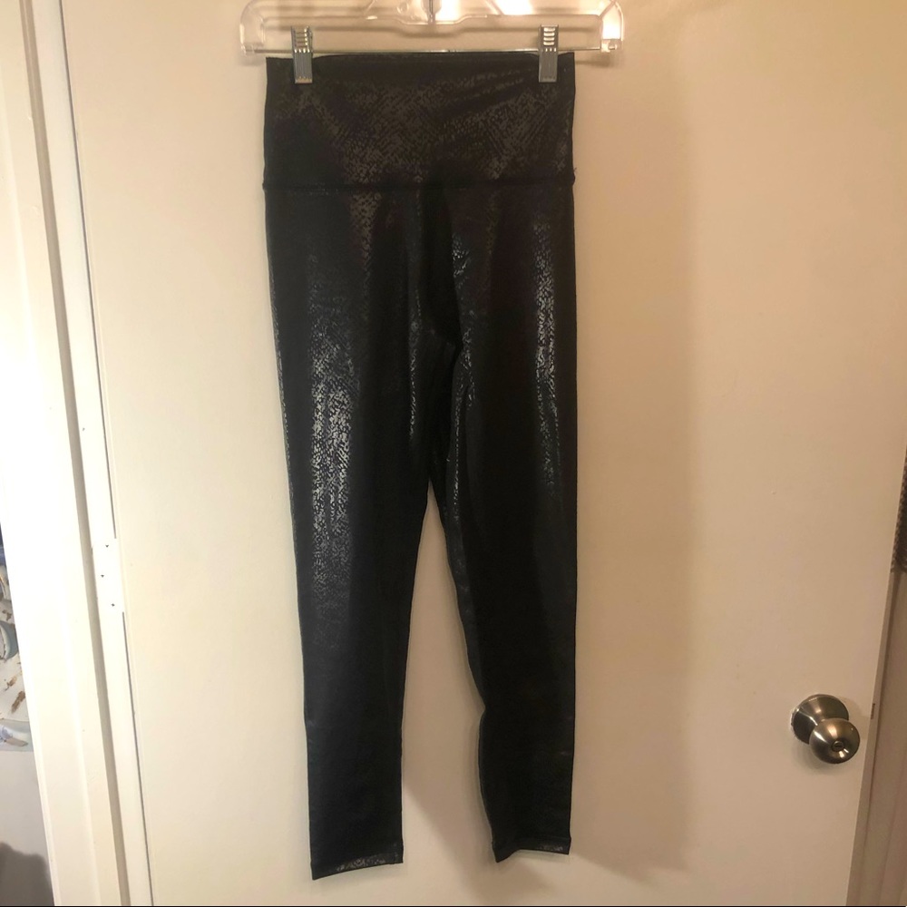 Aerie Offline Leggings in black